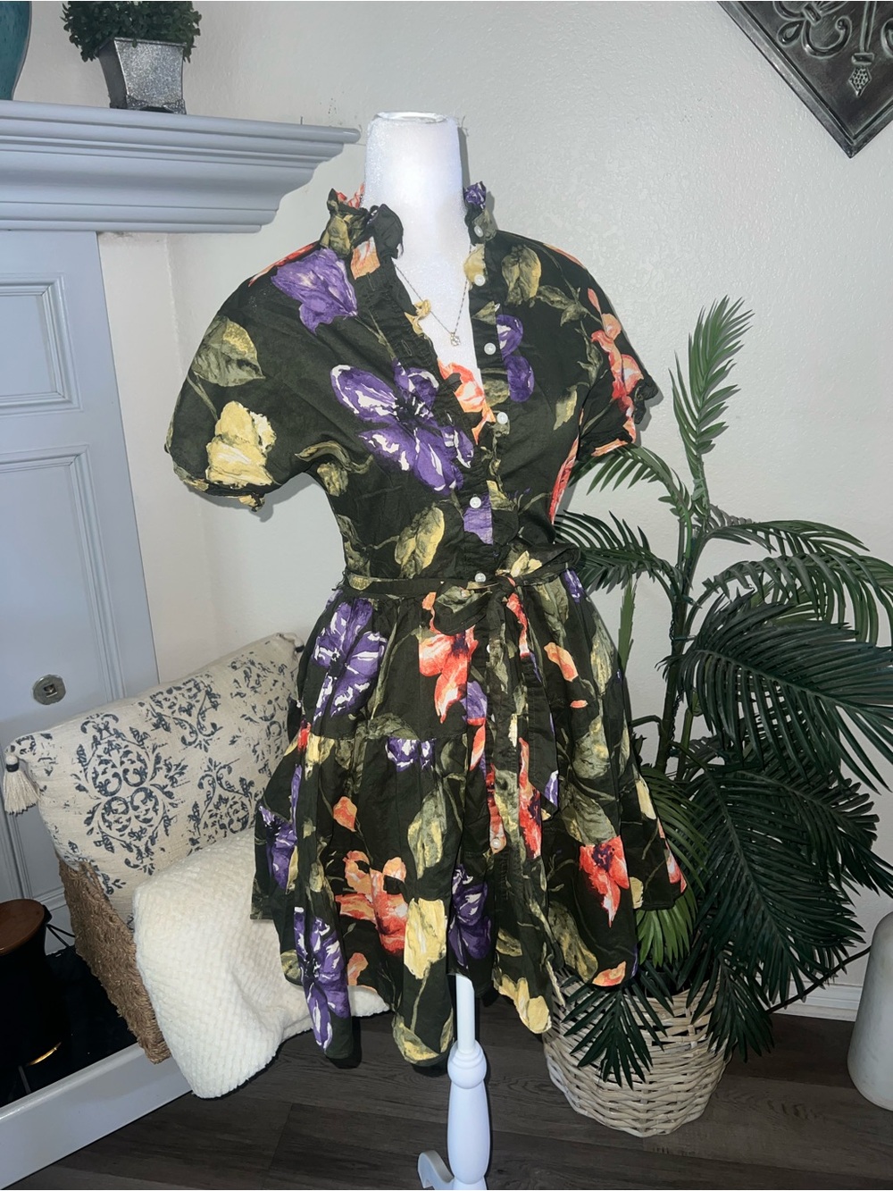 Lauren Ralph Lauren Olive Green Floral Short Dress with Orange & Purple Blooms 0 - Picture 4 of 13